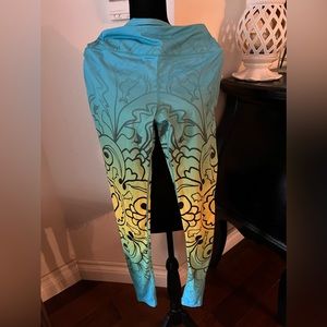 Pelagic leggings never worn, no tags